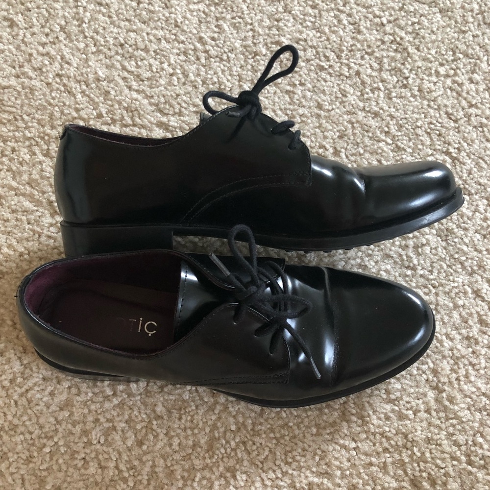 Black Leather Shoes